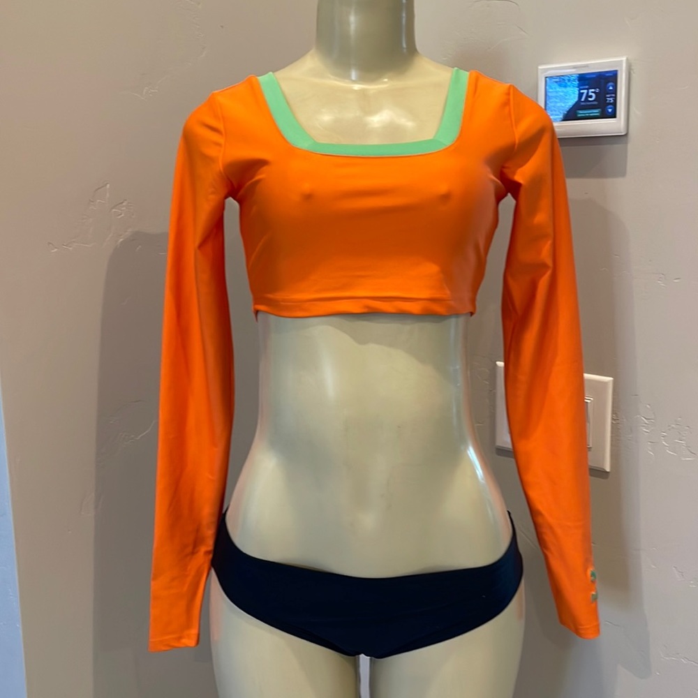 Puma Dua Lipa long sleeve women’s crop top size small